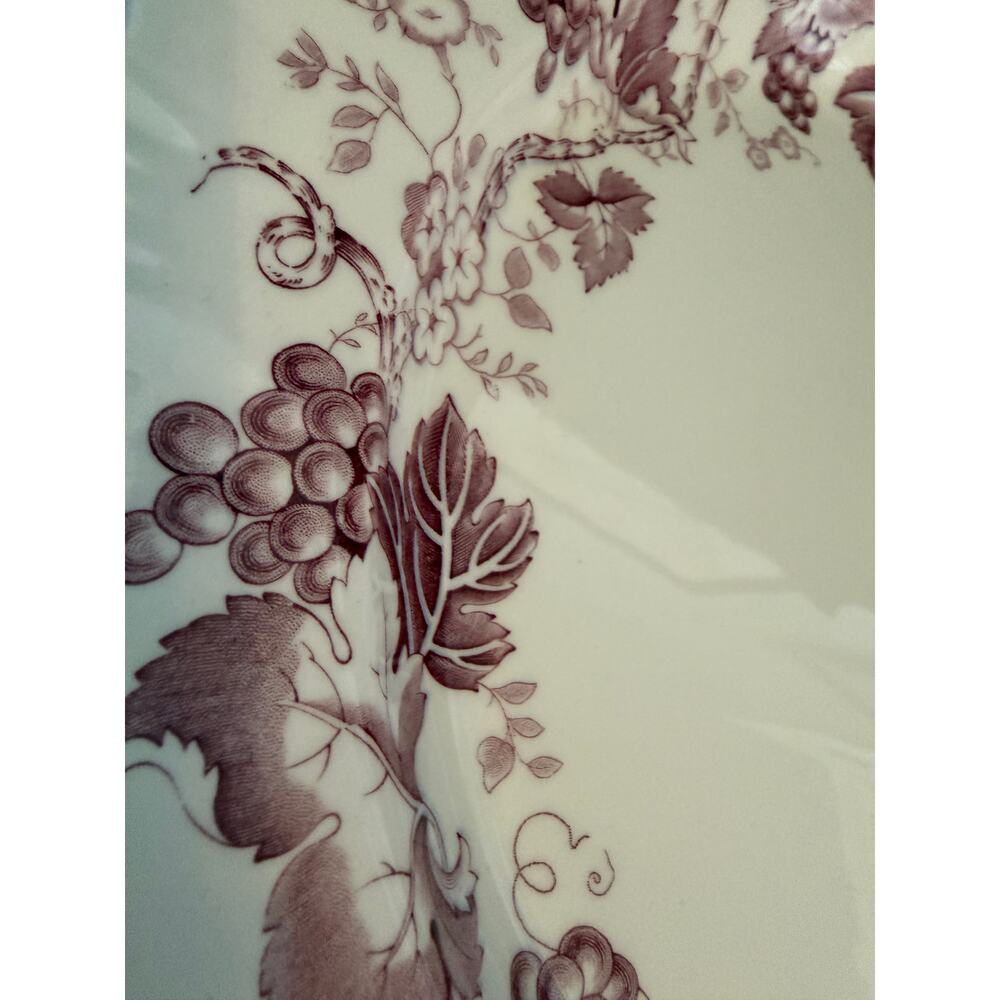 Wedgwood Old Vine  12.5” Chop Plate Round Platter Mulberry Transferware England - Picture 3 of 4